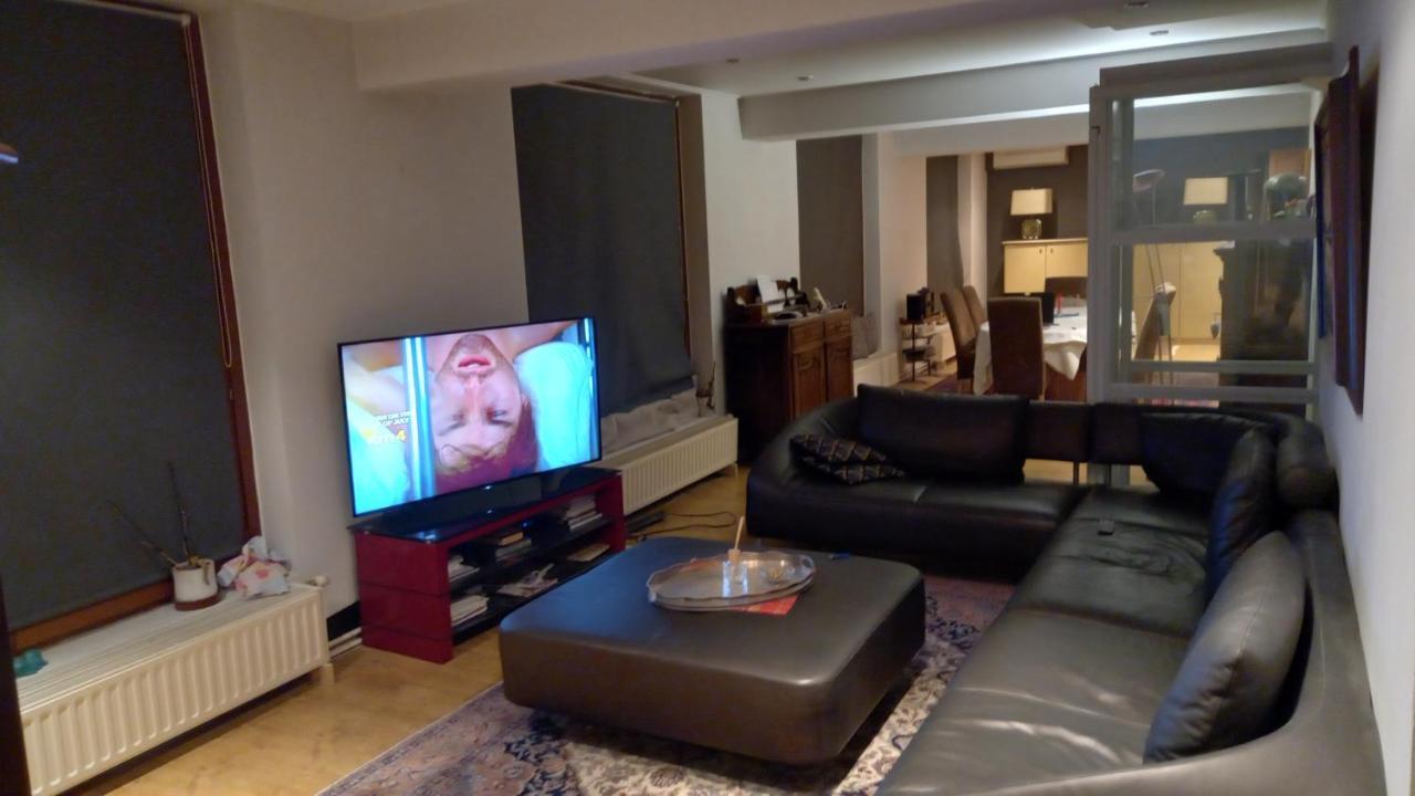 Luxe Appartement Met 3 Slaapkamers En 1 Kingsize Bed Slaapzetel En Drie Dubbelbedden Dendermonde Eksteriør billede